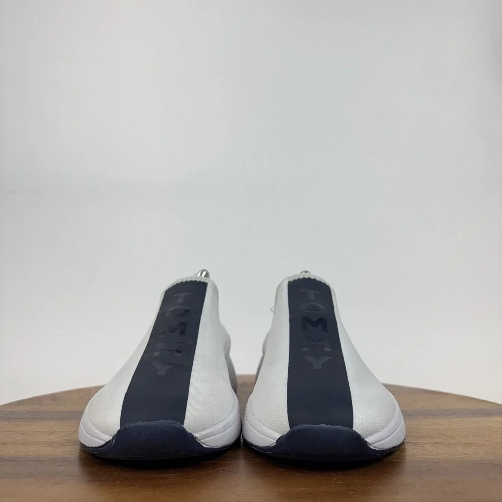 New Womens Tommy Hilfiger Arizel White Slip On Casual Sneakers‎ Size 8.5 M NWOB